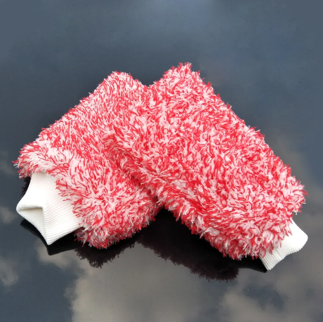 Plush Microfiber Car Wash Mitts (2-Pack)