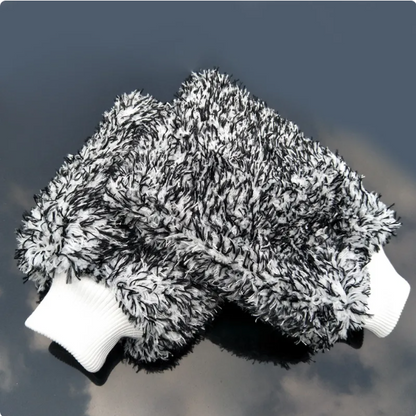 Plush Microfiber Car Wash Mitts (2-Pack)